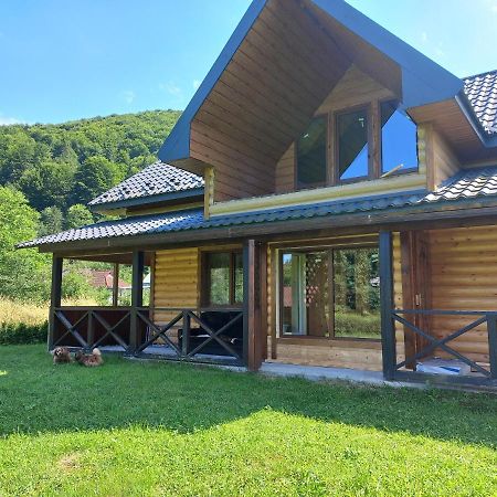 Садиба Федорчуків За Рікою Sheshory Εξωτερικό φωτογραφία