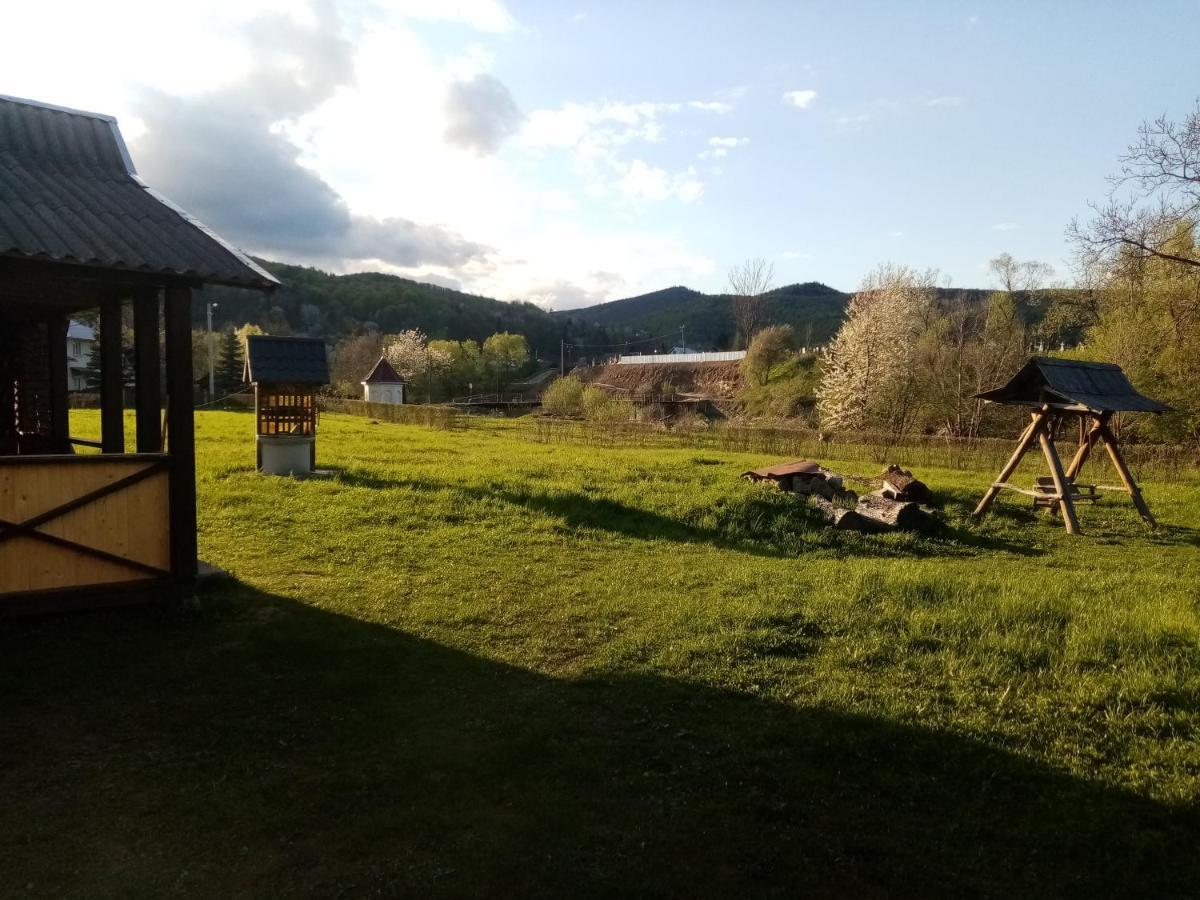 Садиба Федорчуків За Рікою Sheshory Εξωτερικό φωτογραφία